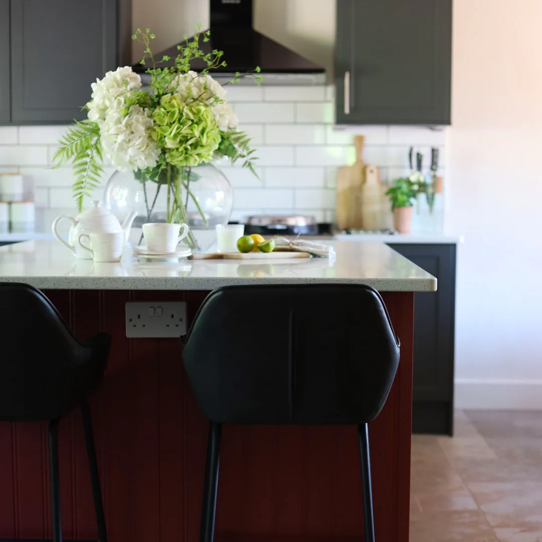 BH-gotton-gallery3 Red wooden kitchen island